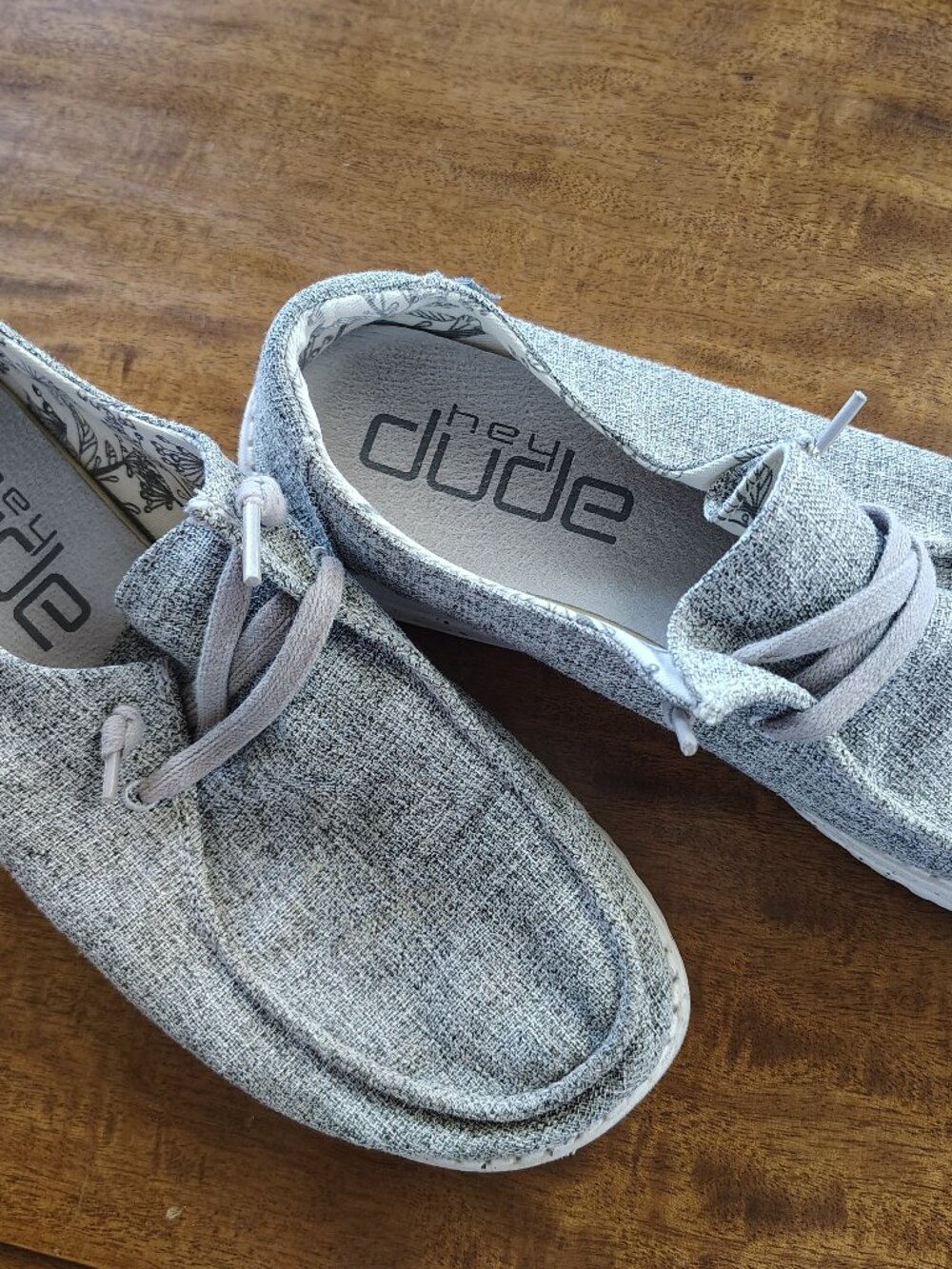 Women's Hey Dude shoes - size 9